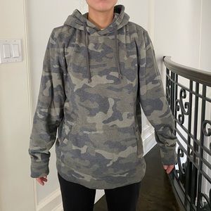 Camo Sweatshirt